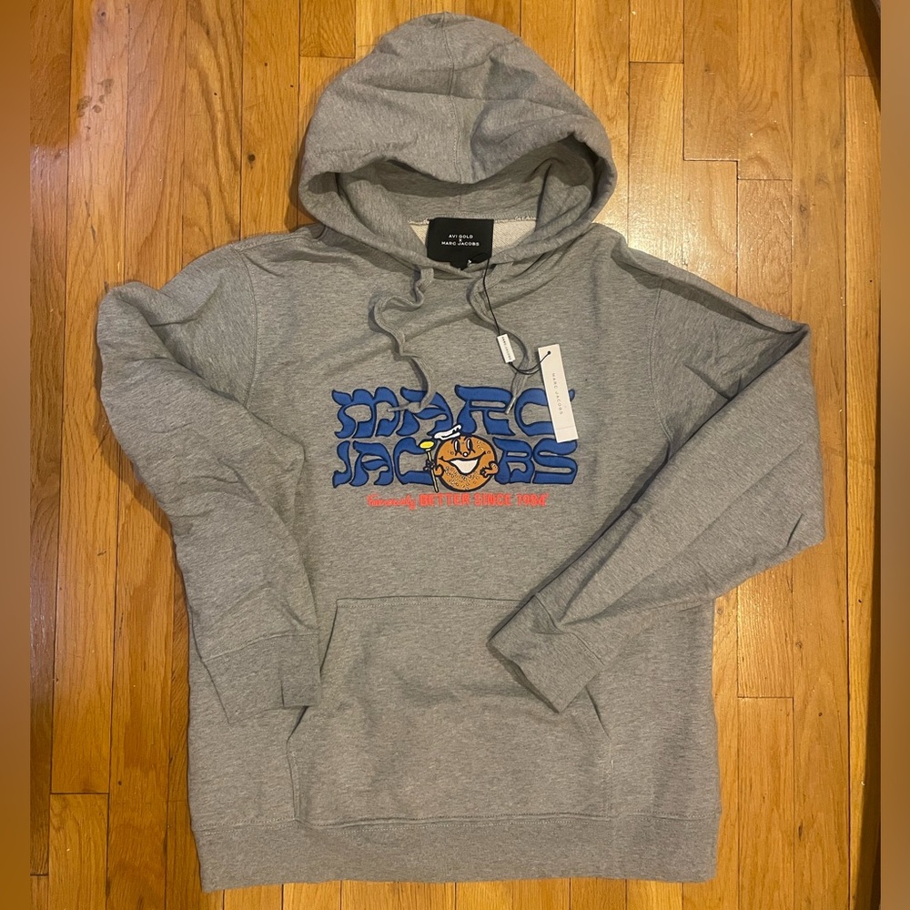 Marc Jacobs x Avi Gold Unisex Pullover Hoodie. 100% cotton, oversized/boxy fit.
